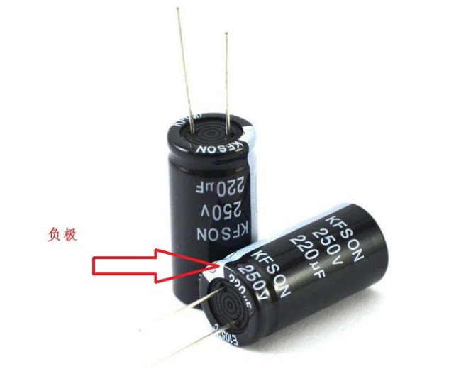 「NIPPON CHEMI-CON」電解電容極性接錯會爆炸，如何避免？
